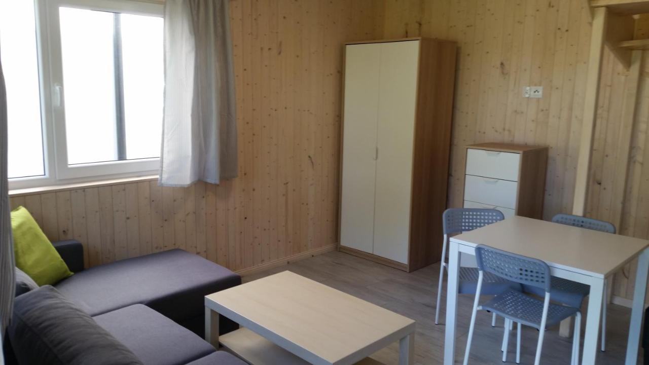 פוביירובו Domki Aqua Holiday מראה חיצוני תמונה